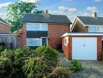 Thumbnail to rent in Oldbury Avenue, Great Baddow, Chelmsford