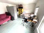 Thumbnail to rent in South Street, Reading