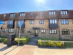 Thumbnail to rent in Flat, Lincoln Court, Eastern Avenue, Gants Hill, Essex