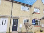 Thumbnail to rent in Sanderling Close, Bicester, Oxfordshire