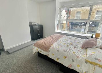Thumbnail Room to rent in High Street, Rushden