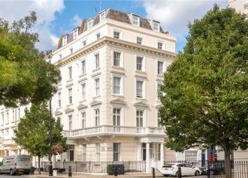 Thumbnail Maisonette for sale in St Georges Square, Pimlico, London