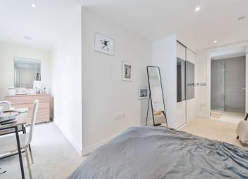 Thumbnail Flat for sale in Kensington Apartments, Spitalfields, London