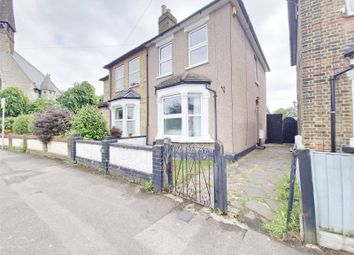 Romford - Semi-detached house to rent