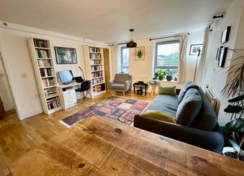 Thumbnail Flat to rent in Lyme Grove, London