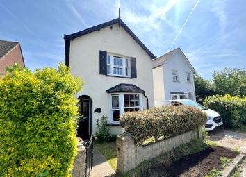 Thumbnail Detached house to rent in Hatch Close, Addlestone