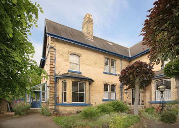 5 Bedroom Semi-detached house for sale