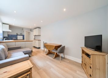 Thumbnail Flat to rent in Dalyell Road, London