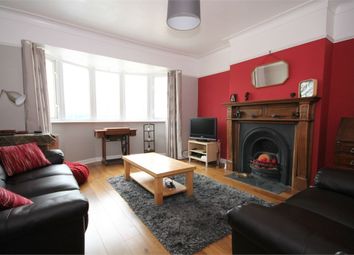 3 Bedrooms Flat to rent in Kendal Road, Dollis Hill, London NW10
