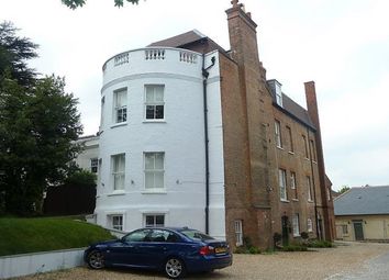 Thumbnail 1 bed flat to rent in Castle Hill, Reading