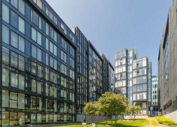 Thumbnail Flat for sale in Simpson Loan, Quartermile, Edinburgh