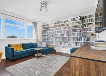 Thumbnail Flat for sale in Bakers Hill, Hackney