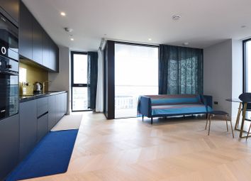 2 Bedrooms Flat to rent in The Waterman, Tidemill Square, Greenwich Peninsula SE10