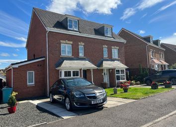 Thumbnail 5 bed town house for sale in Hopepark Drive, Smithstone, Cumbernauld