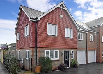 4 Bedrooms End terrace house for sale in Station View, Billingshurst, West Sussex RH14