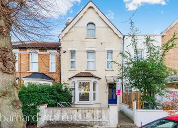 Thumbnail 2 bed flat to rent in Russell Road, London