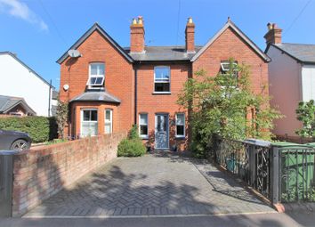 Thumbnail Terraced house to rent in Horseshoe Road, Pangbourne, Reading