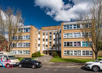 Thumbnail Flat for sale in Wilbury Avenue, Hove