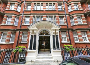 Thumbnail Flat for sale in Clarence Gate Gardens, Glentworth Street, Marylebone