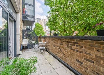 Thumbnail 1 bedroom flat for sale in Amelia Street, Elephant And Castle, London