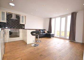 Thumbnail Flat to rent in 37c Bedford Hill, Balham, London