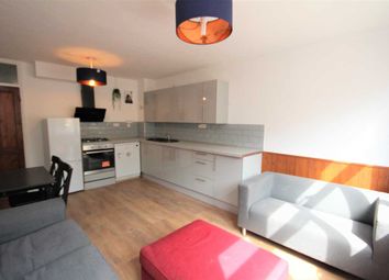 4 Bedrooms Town house to rent in Kingsland Road, London, Haggerston E2