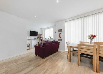 Thumbnail 1 bed flat to rent in Holloway Road, London