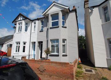 Thumbnail Flat to rent in Ronald Hill Grove, Leigh-On-Sea