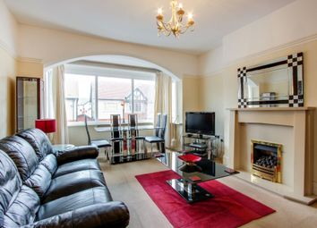2 Bedrooms Flat for sale in Park Road, Lytham St. Annes FY8