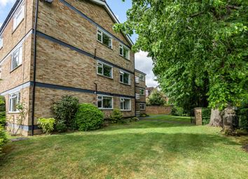 Thumbnail Flat for sale in Brockley Court, Surbiton