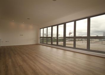 Thumbnail Flat to rent in Wick Lane, London