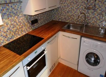 2 Bedrooms Flat to rent in Stern Close, Barking IG11