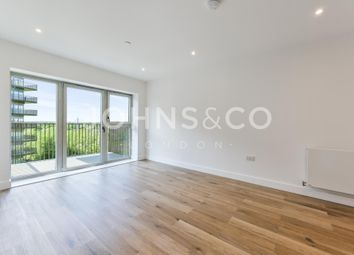 Thumbnail Flat to rent in Flagstaff Road, Bankside Gardens, Reading