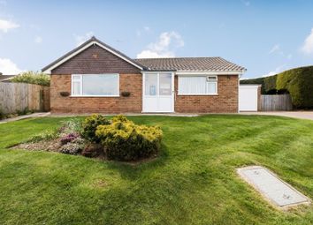 2 Bedrooms Detached bungalow for sale in Shearwater Avenue, Seasalter, Whitstable CT5