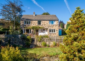4 Bedrooms Detached house for sale in Crodingley, Thongsbridge, Holmfirth HD9