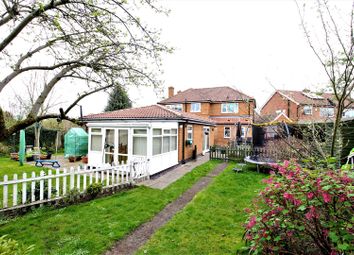 Thumbnail 5 bed detached house for sale in Langholme Drive, York