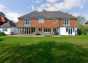 Thumbnail 6 bed detached house to rent in The Drive, Godalming