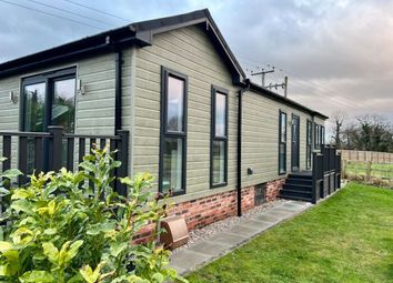 Thumbnail Mobile/park home for sale in Newton Hall Lane, Mobberley, Knutsford