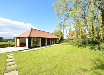 2 Bedroom Detached house for rent