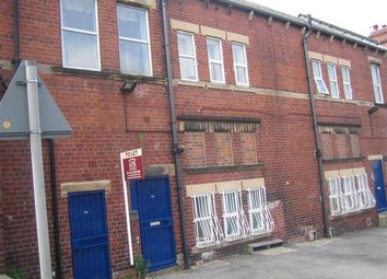 1 Bedrooms Flat to rent in Ashton View, Leeds LS8