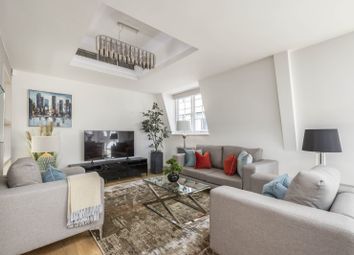 Thumbnail Flat to rent in Hertford Street, Mayfair