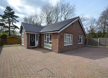 3 Bedrooms Detached bungalow for sale in Cemetery Road, Mossley, Ashton-Under-Lyne OL5
