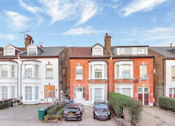 2 Bedrooms Flat for sale in Claremont Road, London NW2