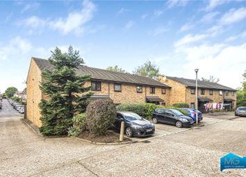 Thumbnail 1 bedroom maisonette for sale in Puller Road, High Barnet, London