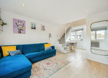 Thumbnail Flat to rent in East Smithfield, London