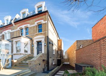 Thumbnail Flat to rent in Dorncliffe Road, Fulham