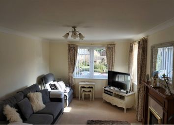 Thumbnail 1 Bed Property For Sale In Lucas Gardens Luton Thumbnail 1 Bed Property For Sale In Lucas Gardens Luton