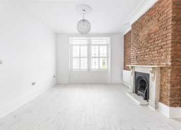 Thumbnail 4 bedroom flat for sale in Park Avenue, Bounds Green, London