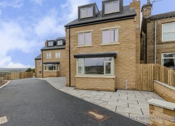 Thumbnail Detached house for sale in 4 Hillside View, Bradford