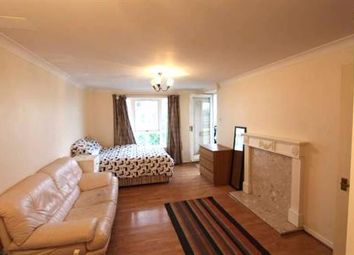 1 Bedrooms Flat to rent in Stewart Street, London E14